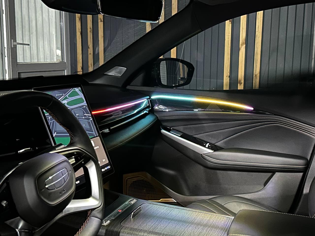 Контурная подсветка интерьера